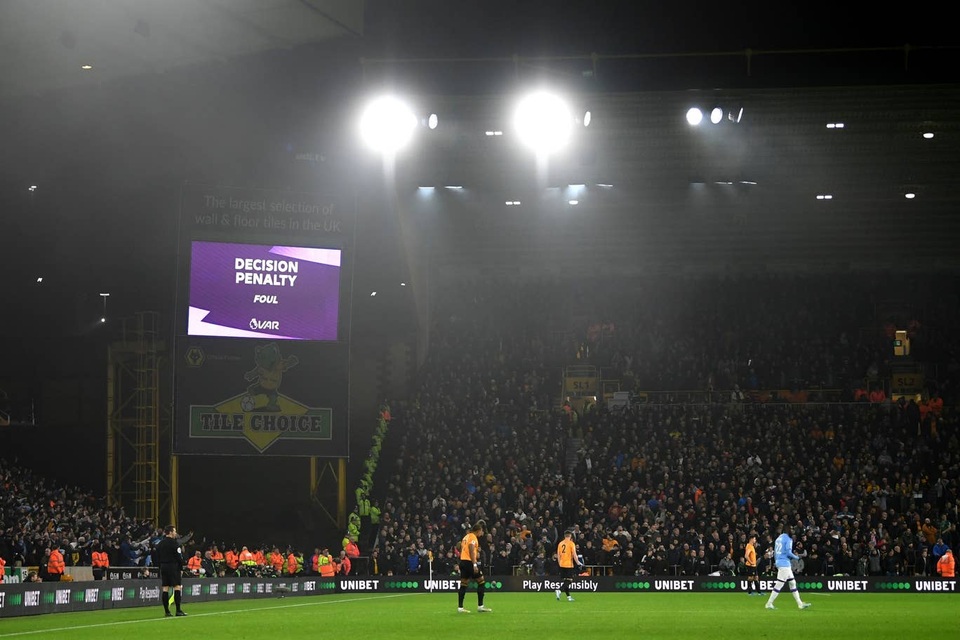 Những khoảnh khắc mất điểm đau đớn của Man City trên sân Wolves - 8 Những khoảnh khắc mất điểm đau đớn của Man City trên sân Wolves - 8