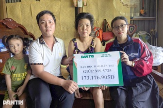 Gia đình "trời đày", cha mất, mẹ cắt bỏ chân, được giúp hơn 173 triệu đồng