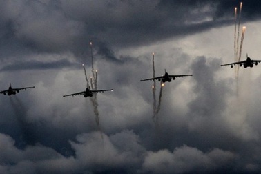 Chiến đấu cơ Nga dồn dập không kích phiến quân trên khắp Syria