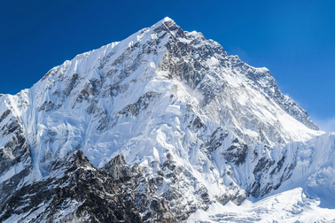 Tại sao về đêm "nóc nhà thế giới" lại phát ra âm thanh lạ như tiếng rên rỉ?