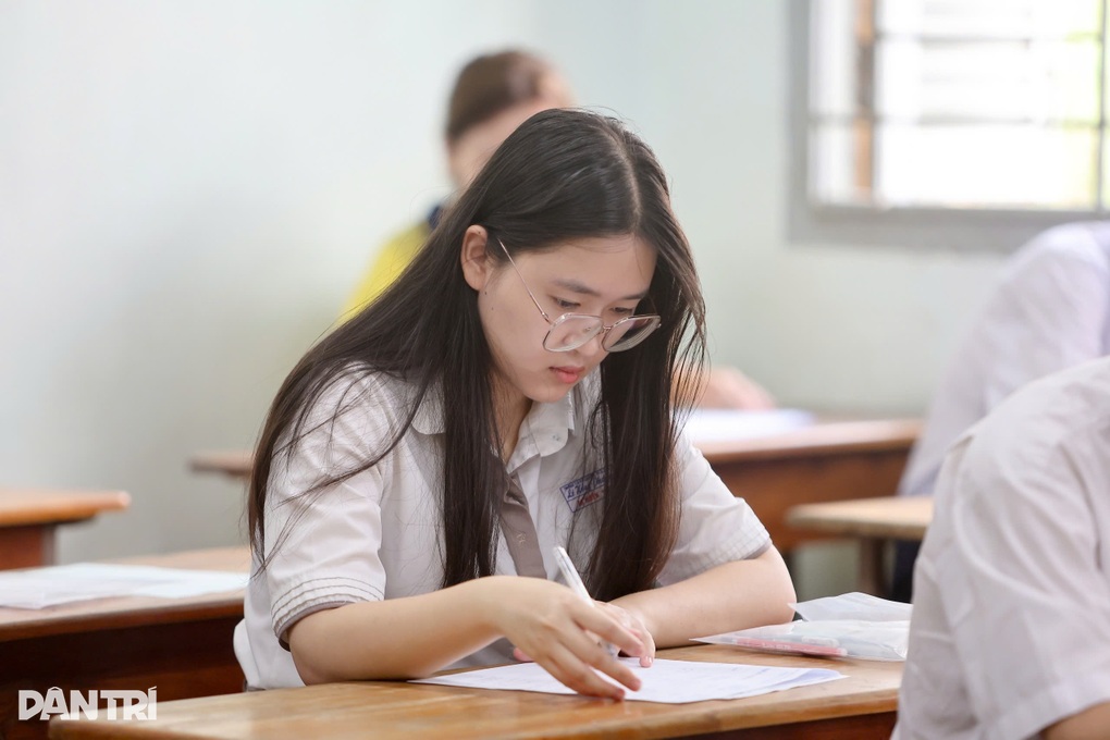 成績証明書を考慮すると、仮想スコアの機会が生まれますか、それとも実際の学習が促進されますか? - 1