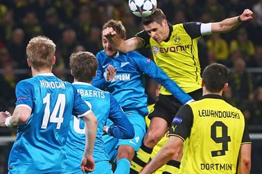 Hulk lập siêu phẩm, Zenit vẫn bị loại trước Dortmund