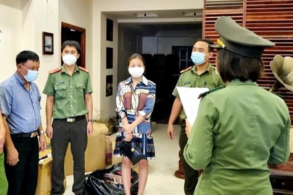 Bắt giam nữ giám đốc tổ chức cho người nước ngoài nhập cảnh trái phép - 1 Bắt giam nữ giám đốc tổ chức cho người nước ngoài nhập cảnh trái phép - 1
