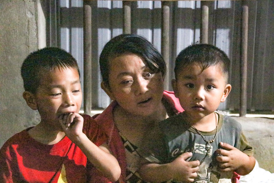 Người cha nghèo tử vong khi đi bắt cua bỏ lại vợ bệnh tật và 3 đứa con thơ - 3 Người cha nghèo tử vong khi đi bắt cua bỏ lại vợ bệnh tật và 3 đứa con thơ - 3