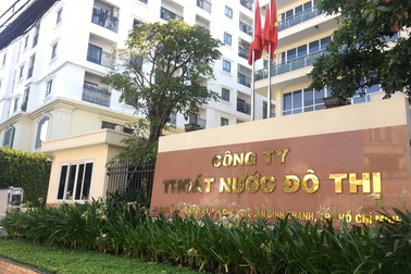 “Sếp” công ty thoát nước mở 14 tài khoản ngân hàng một cách bất thường?