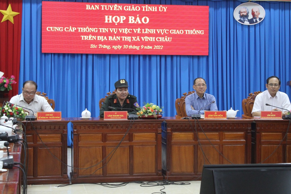 Vụ cảnh sát đánh 2 thanh, thiếu niên: 3 người bị tước danh hiệu CAND - 1 Vụ cảnh sát đánh 2 thanh, thiếu niên: 3 người bị tước danh hiệu CAND - 1