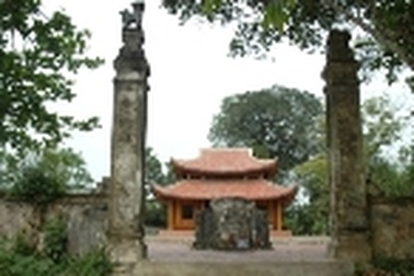 Ngôi đền cổ thờ ba vị danh Thần thời Lý