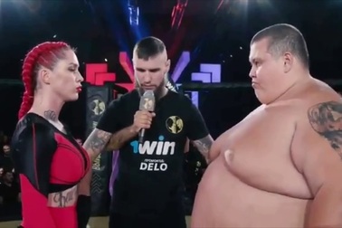 Nữ võ sĩ MMA hạ knock-out đối thủ nam nặng... 240 kg