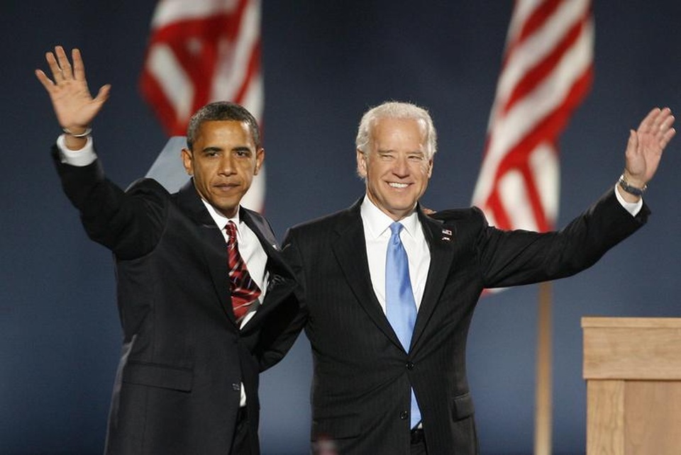 Ông Obama công khai số điện thoại nhằm “kéo” phiếu bầu cho ông Biden - 1 Ông Obama công khai số điện thoại nhằm “kéo” phiếu bầu cho ông Biden - 1