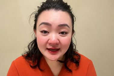 "Bé" Xuân Mai bật khóc khi tái xuất, phản hồi bình luận chê bai ngoại hình