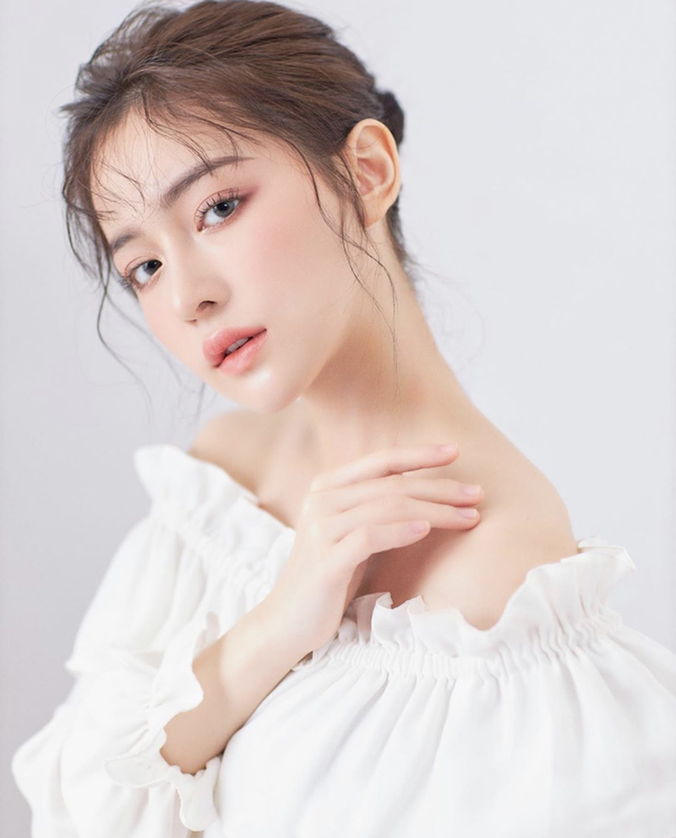 Điểm mặt những hot girl Tik Tok gây bão cộng đồng mạng năm 2020 - 15 Điểm mặt những hot girl Tik Tok gây bão cộng đồng mạng năm 2020 - 15