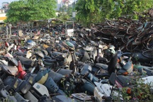 Hà Nội: “Xót ruột” nhìn hàng nghìn xe máy biến thành sắt vụn