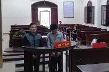 Thiếu tiền tiêu xài, nhóm đối tượng trộm hàng trăm card điện thoại