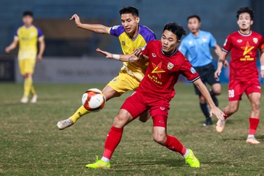 Hà Nội FC nhọc nhằn đánh bại Hà Tĩnh để vào tứ kết Cúp Quốc gia