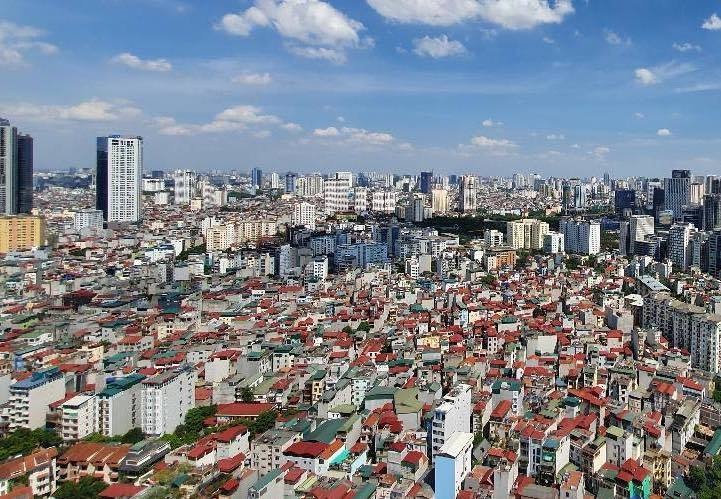 "Cú sốc" siết tín dụng: Kìm hãm hay giữ an toàn thị trường bất động sản?