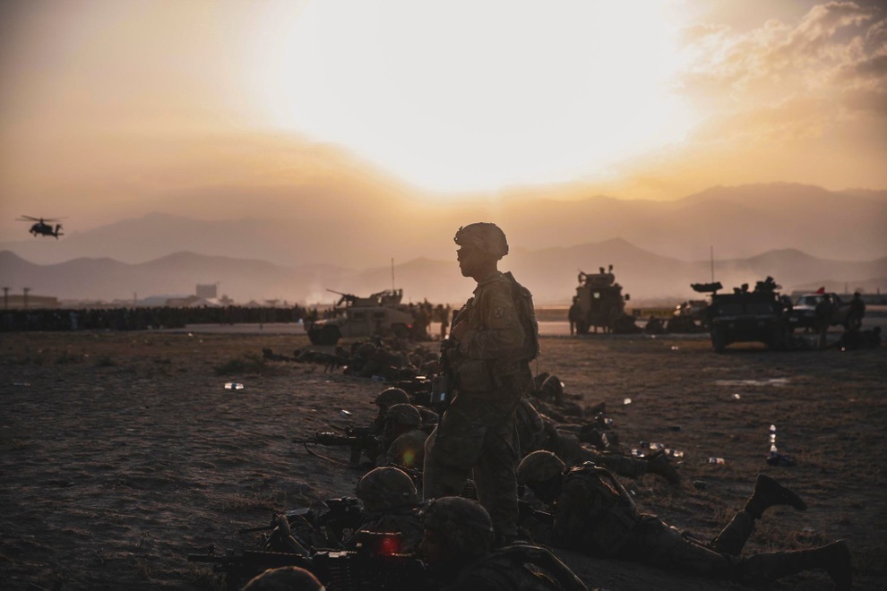 Máy bay Mỹ cuối cùng rời Afghanistan, chấm dứt cuộc chiến dài nhất lịch sử - 3 Máy bay Mỹ cuối cùng rời Afghanistan, chấm dứt cuộc chiến dài nhất lịch sử - 3