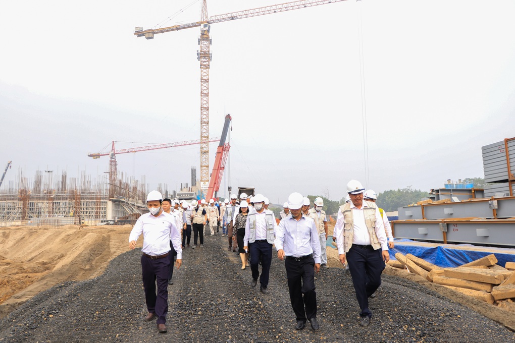 Nhà máy điện rác Seraphin của AMACCAO Group thi công vượt tiến độ - 3 Nhà máy điện rác Seraphin của AMACCAO Group thi công vượt tiến độ - 3