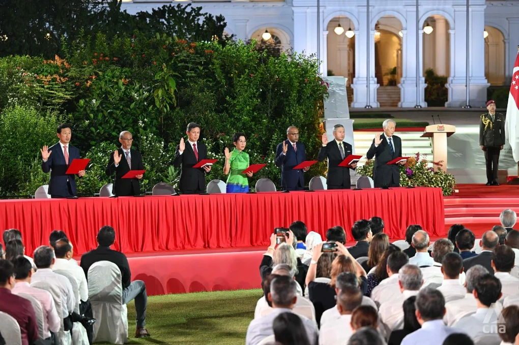 Ông Lawrence Wong tuyên thệ nhậm chức Thủ tướng Singapore - 2 Ông Lawrence Wong tuyên thệ nhậm chức Thủ tướng Singapore - 2