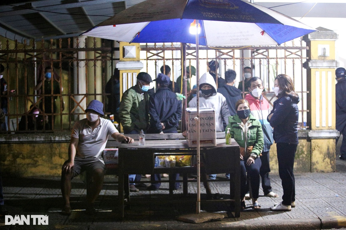 Thuyền phó ca nô nói về khoảnh khắc đáng sợ nhất chuyến chở khách định mệnh - 6 Thuyền phó ca nô nói về khoảnh khắc đáng sợ nhất chuyến chở khách định mệnh - 6