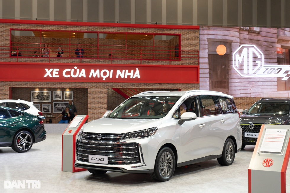 10 mẫu ô tô lỡ hẹn khách Việt năm 2024: Có xe điện giá rẻ đấu VF 3 - 1 10 mẫu ô tô lỡ hẹn khách Việt năm 2024: Có xe điện giá rẻ đấu VF 3 - 1