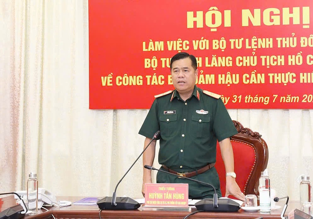 Sẽ tổ chức các điểm cấp phát nước, lương khô cho người dân xem diễu binh - 1 Sẽ tổ chức các điểm cấp phát nước, lương khô cho người dân xem diễu binh - 1