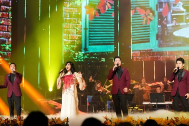 Diva Thanh Lam khác lạ khi hát cùng Trọng Tấn, Đăng Dương, Việt Hoàn