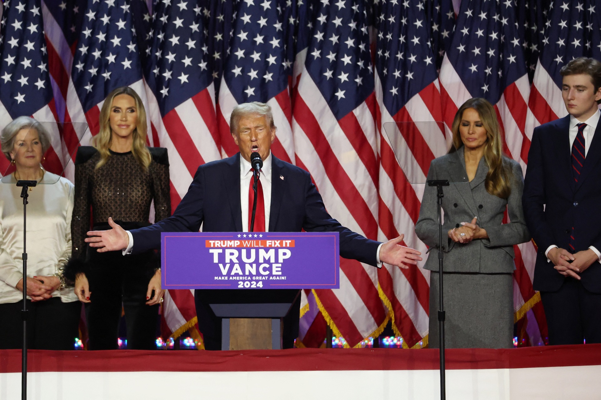 Ông Trump sẽ trở lại Nhà Trắng sau chiến thắng lịch sử - 2 Ông Trump sẽ trở lại Nhà Trắng sau chiến thắng lịch sử - 2