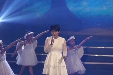 Ca khúc Bình yên do Nguyên Hà và Lân Nhã trình bày