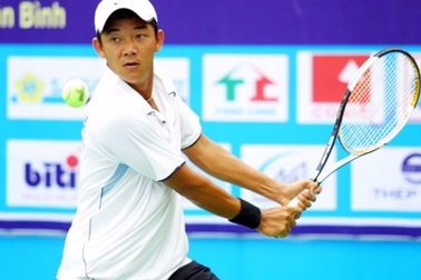 Dọa bỏ đội tennis, Minh Quân và Đài Trang có thể bị kỷ luật