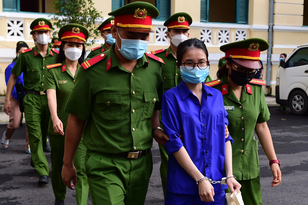 Cựu Tổng giám đốc Thuduc House khai gì tại tòa? - 1 Cựu Tổng giám đốc Thuduc House khai gì tại tòa? - 1