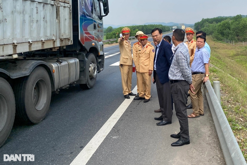 Khi nào chốt phương án điều chỉnh cao tốc Cam Lộ - La Sơn? - 1