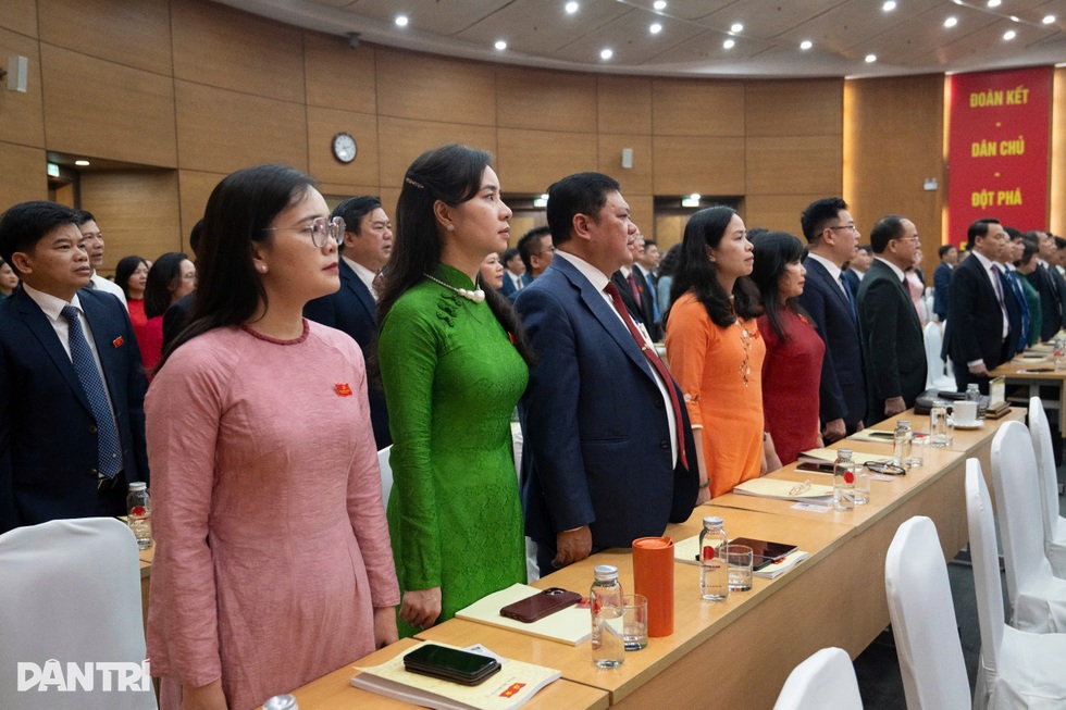 Kỳ Đại hội Đảng mở ra chặng đường phát triển mới của Bộ Nội vụ - 4 Kỳ Đại hội Đảng mở ra chặng đường phát triển mới của Bộ Nội vụ - 4