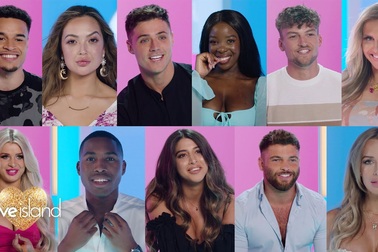 Trailer giới thiệu các người chơi tham gia show "Love Island" (2021)