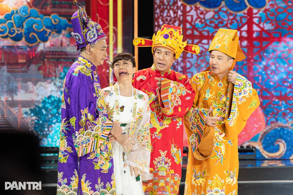 Khán giả hào hứng đón Táo quân như Tết, nhưng chưa đã vì thời lượng ngắn - 2 Khán giả hào hứng đón Táo quân như Tết, nhưng chưa đã vì thời lượng ngắn - 2