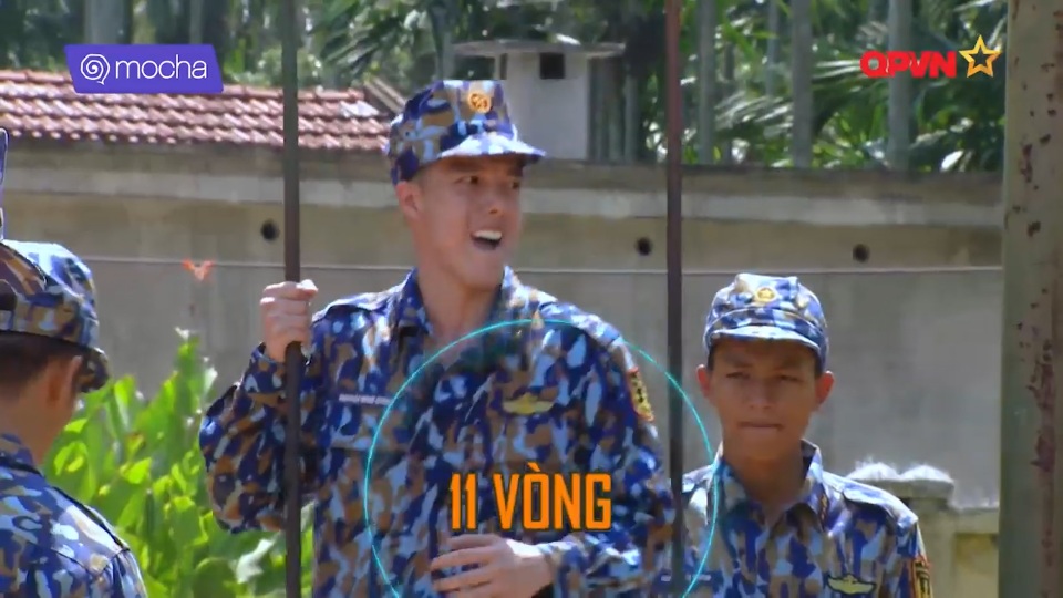 Jun Phạm thách đấu tiểu đội trưởng, bị thương ở hai bàn tay - 3 Jun Phạm thách đấu tiểu đội trưởng, bị thương ở hai bàn tay - 3
