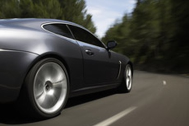 Xe sang công suất lớn - “Đắt xắt ra miếng”