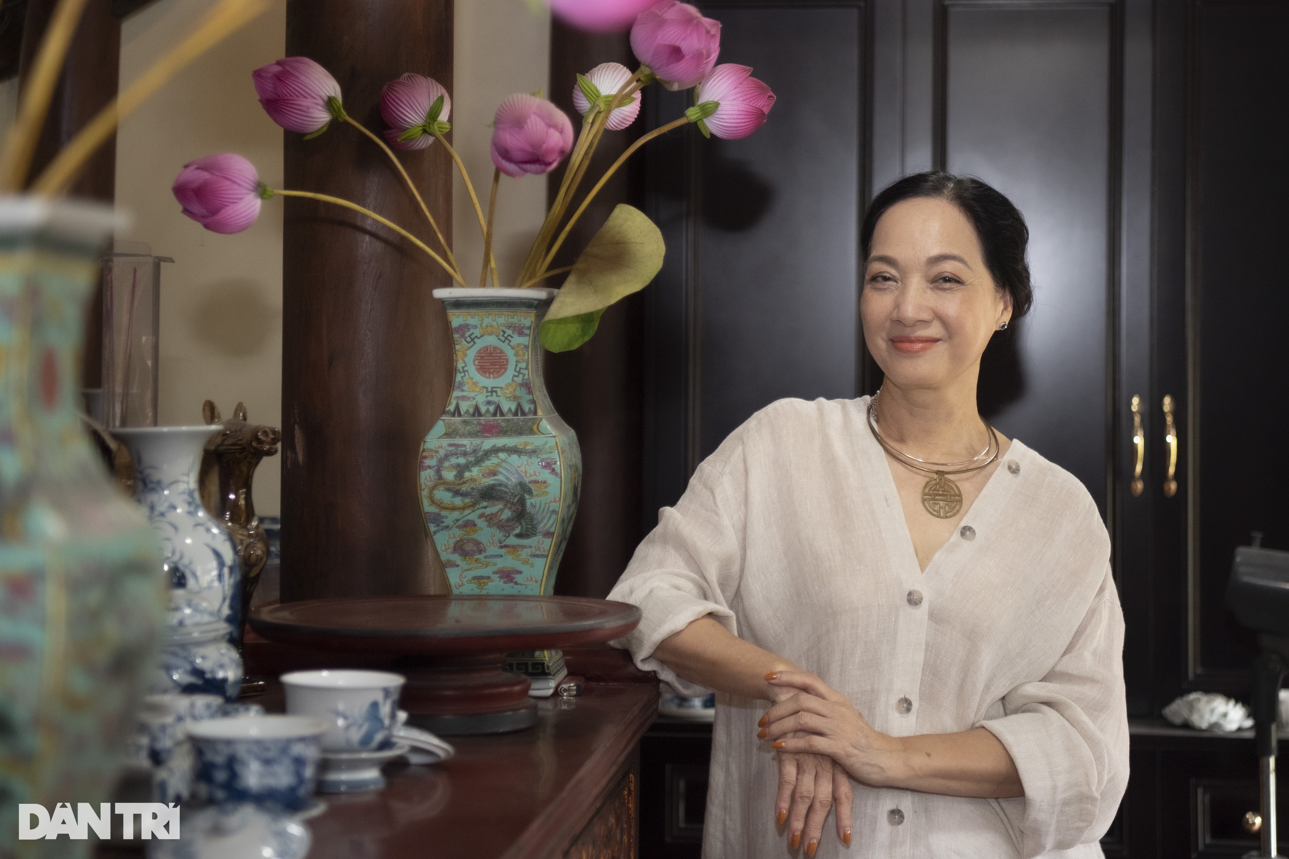 NSND Lê Khanh tiết lộ bất ngờ về cuộc sống bình dị, nghiện gia đình - 14 NSND Lê Khanh tiết lộ bất ngờ về cuộc sống bình dị, nghiện gia đình - 14