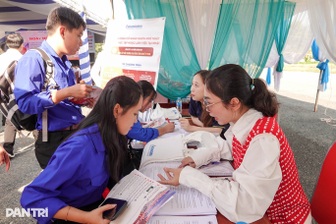 1.200 lao động tìm việc, 30 doanh nghiệp tuyển người ở Vĩnh Long