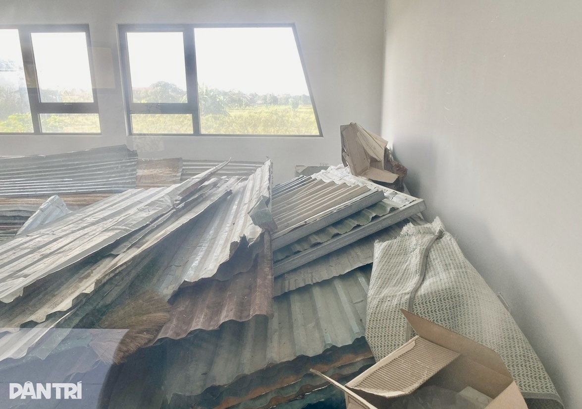 Det berømte spesialskoleprosjektet i Nghe An, som investerte nesten 100 milliarder VND, er forlatt - 5 Dự án trường chuyên nổi tiếng Nghệ An đã đầu tư gần 100 tỷ đồng bị bỏ không - 5