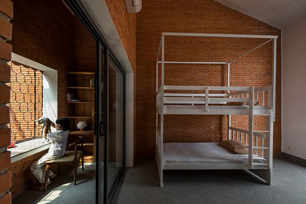 Nhà 75 m2 chia đôi, tràn ngập ánh sáng của cặp vợ chồng ở Tây Ninh - 7 Nhà 75 m2 chia đôi, tràn ngập ánh sáng của cặp vợ chồng ở Tây Ninh - 7