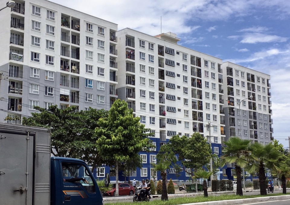 Hàng loạt trường hợp thu nhập cao được duyệt mua nhà thu nhập thấp - 1 Hàng loạt trường hợp thu nhập cao được duyệt mua nhà thu nhập thấp - 1