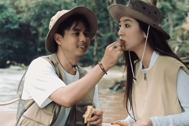 Vợ cao 1,8m nấu ăn gây sốt vì "không giống ai", Hồ Quang Hiếu nói gì?