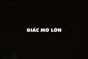 Clip “Thắp lửa giấc mơ” về một tuổi thơ yêu bóng đá của Quang Hải