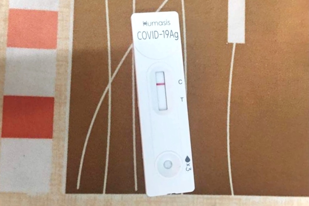 Bán một bộ kit test nhanh Covid-19, dân buôn lãi cả trăm nghìn đồng - 2 Bán một bộ kit test nhanh Covid-19, dân buôn lãi cả trăm nghìn đồng - 2