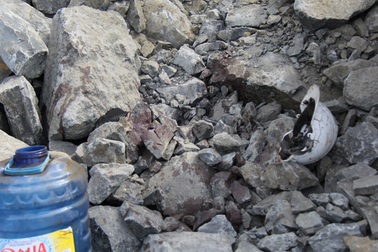 Vụ nổ mìn phá đá: Hiện trường loang lổ vết máu, nồng nặc mùi thuốc nổ