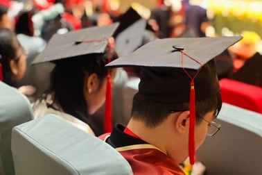 Học ngành y ra trường là có việc làm ngay?