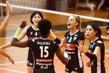 Hai "nữ thần" tai tiếng bóng chuyền Hàn Quốc thi đấu thăng hoa ở nước ngoài