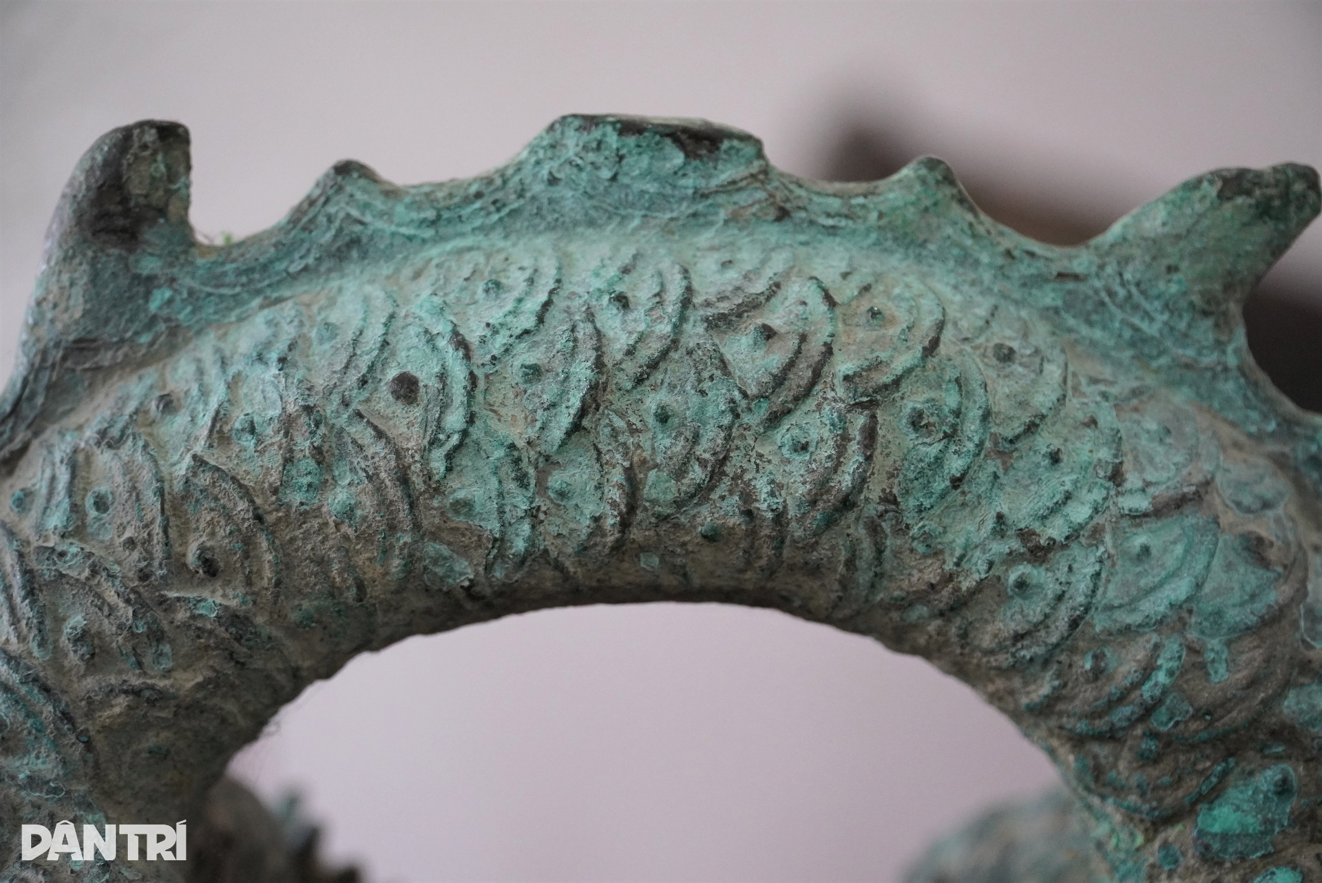 Quả chuông hiếm bằng đồng, hơn 600 tuổi được công nhận bảo vật quốc gia - 5 Quả chuông hiếm bằng đồng, hơn 600 tuổi được công nhận bảo vật quốc gia - 5