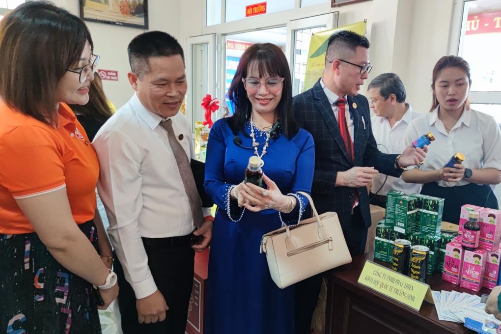 KTSVN cùng doanh nghiệp chuyển đổi số - 4 KTSVN cùng doanh nghiệp chuyển đổi số - 4
