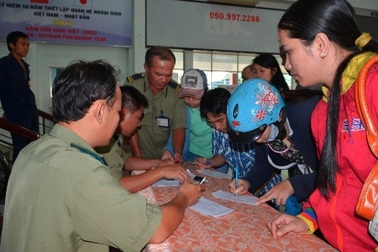 Nhiều khách mua vé tàu Tết “ảo”